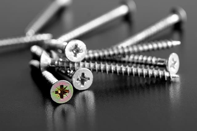 screw-3111098_640.jpg